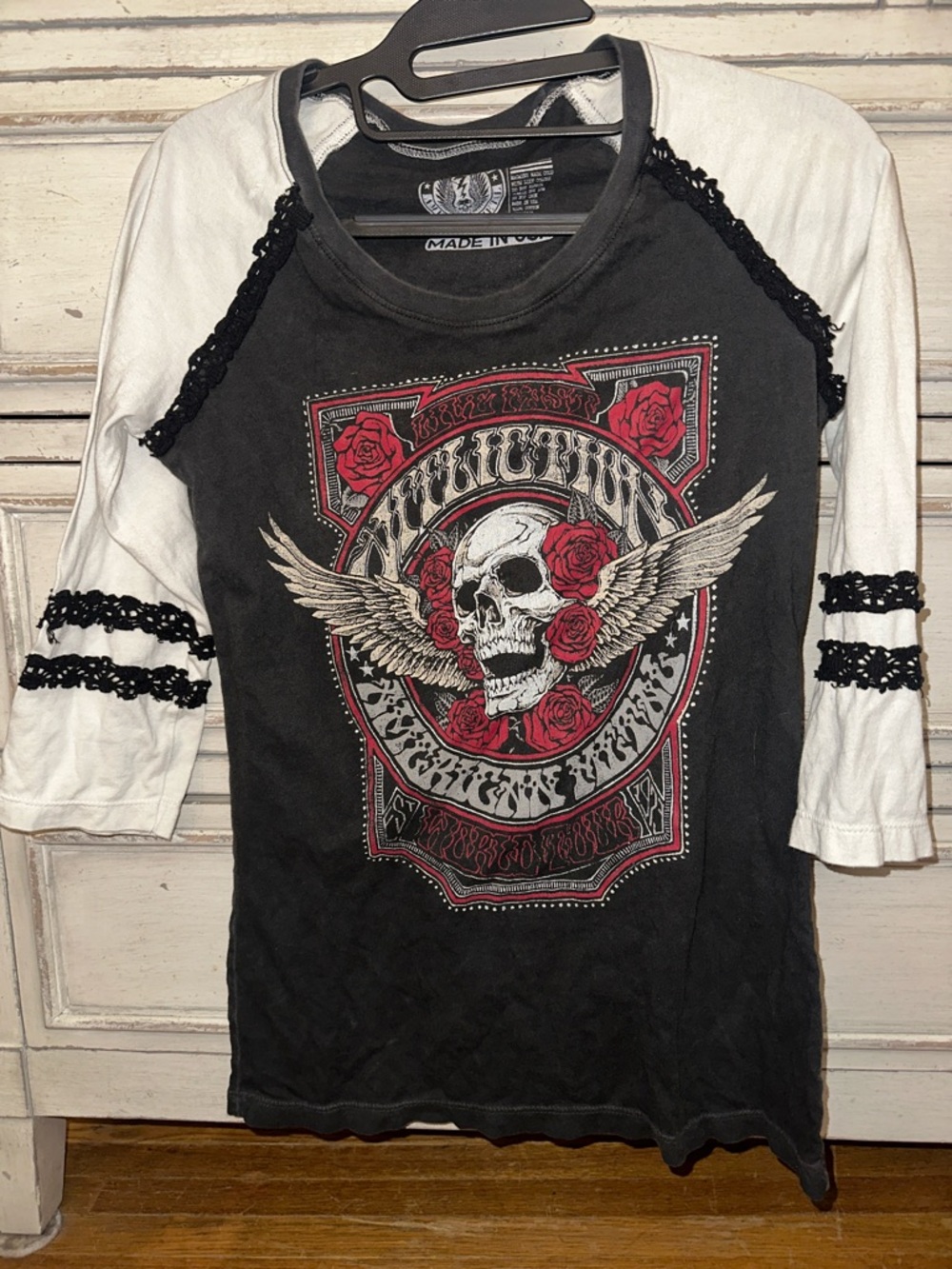 Y2K Affliction American Metal Skull & Roses Raglan Tee